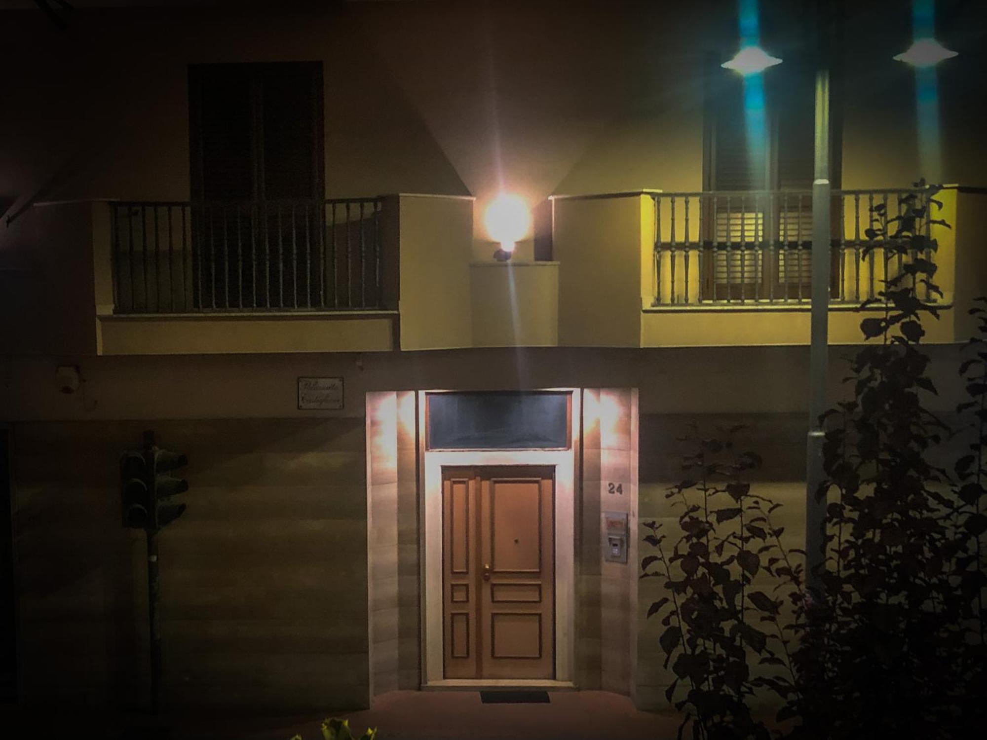 Erania Apartments Сала-Консилина Экстерьер фото